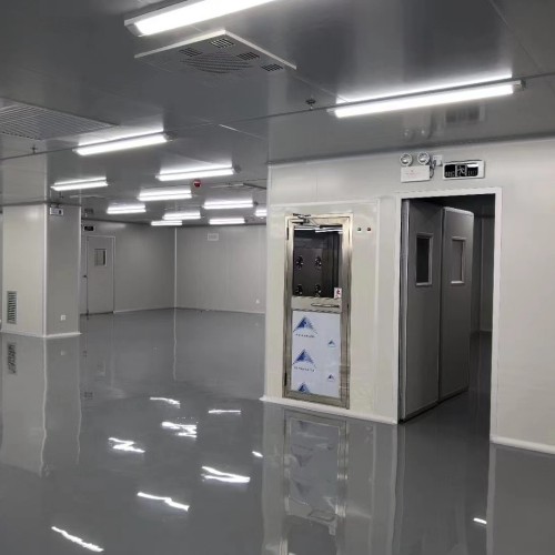 1678796812871150.jpg 風(fēng)淋室安裝案例.jpg